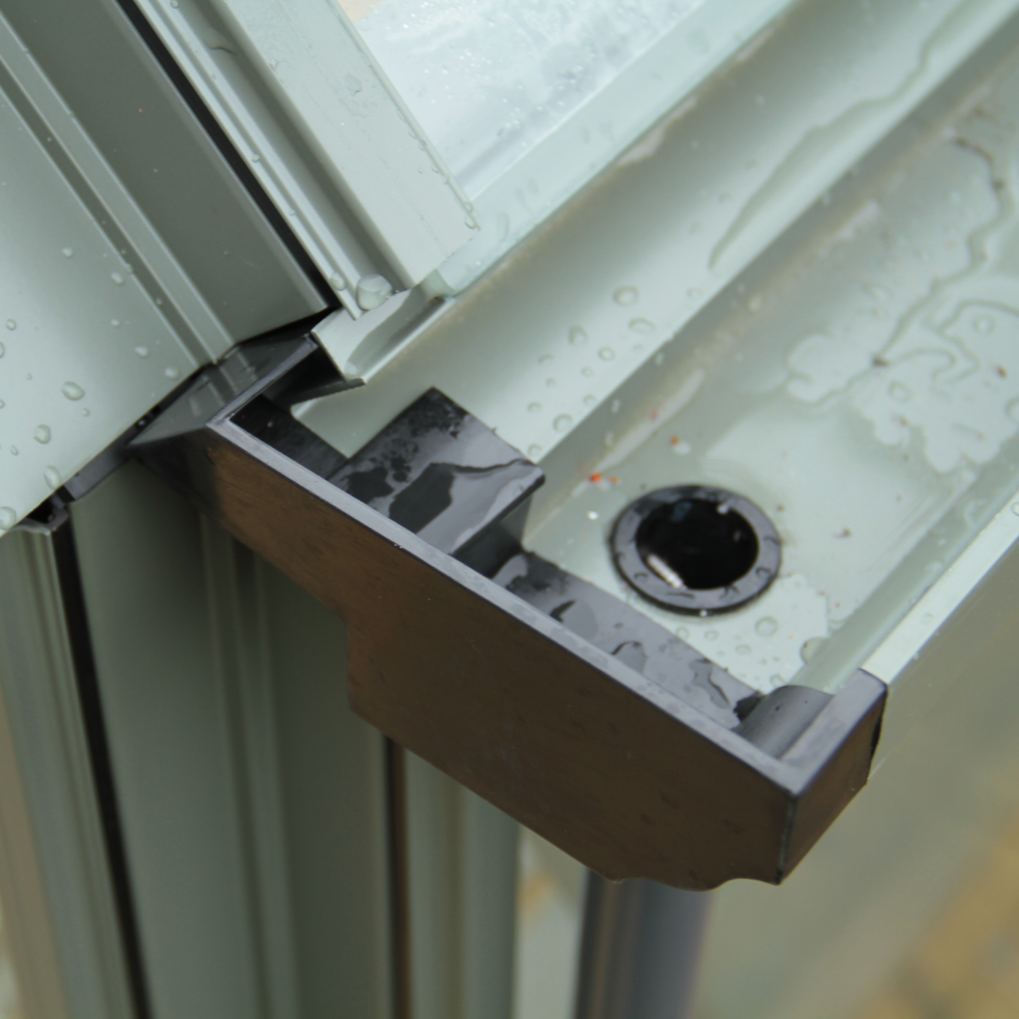 Rochester Old Cottage Green Greenhouse (13'7" x 37'1") Robinsons